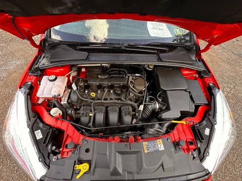 Used 2016 Ford Focus SE FWD image 12