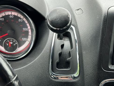 Used 2019 Dodge Grand Caravan GT FWD image 24