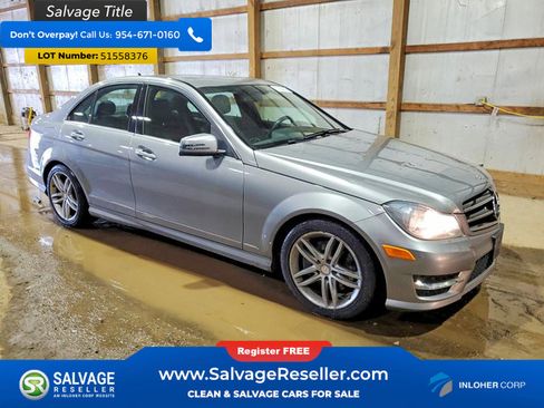 Used 2014 Mercedes-Benz C 300 4MATIC Sedan image 5