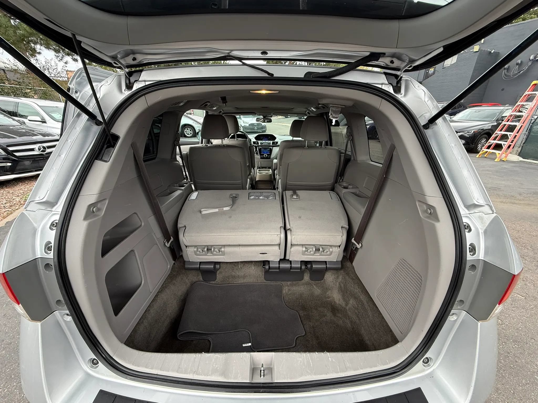 Used 2015 Honda Odyssey EX-L image 15