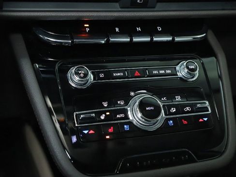 Certified 2022 Lincoln Corsair AWD w/ Premium Package image 27