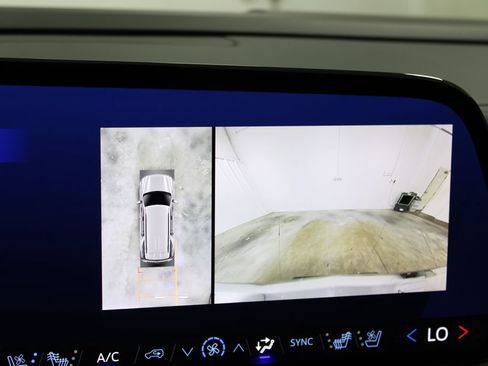 Used 2025 Chevrolet Tahoe Premier RWD image 55