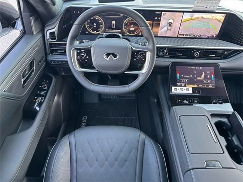 New 2026 INFINITI QX80 Autograph image 16
