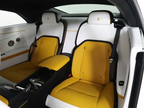 New 2025 Rolls-Royce Spectre Black Badge image 35