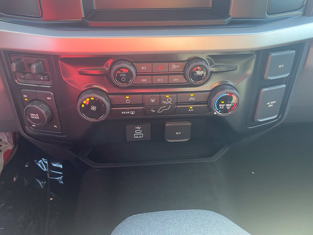 New 2027 Ford F250 XLT w/ 360-Degree Camera Package AWD/4WD image 22