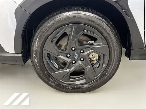 Used 2024 Subaru Crosstrek 2.5i Sport image 32