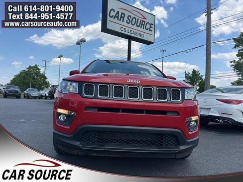 Used 2019 Jeep Compass Latitude AWD/4WD image 2