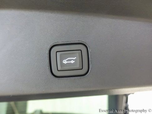 New 2026 Cadillac Lyriq Sport w/ LPO, Floor Liner Package image 20