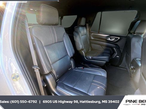 Used 2021 Chevrolet Tahoe RST w/ Luxury Package RWD image 20