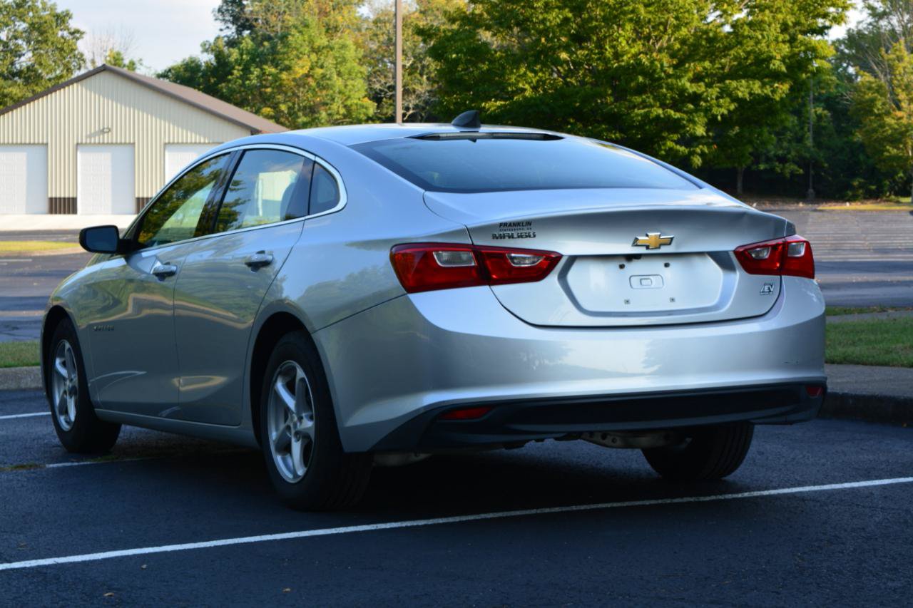Used 2017 Chevrolet Malibu LS FWD image 7