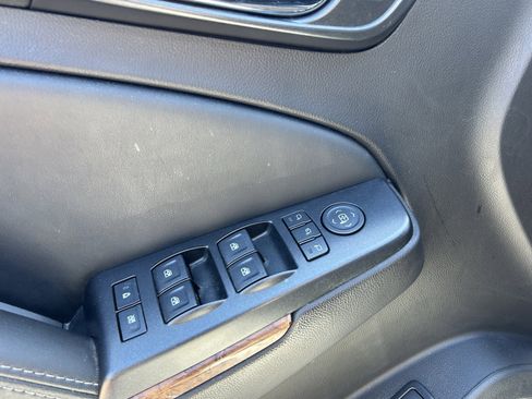 Used 2016 Chevrolet Tahoe LTZ image 12