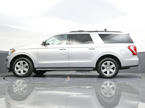 Used 2018 Ford Expedition Max XLT w/ Equipment Group 202A image 44