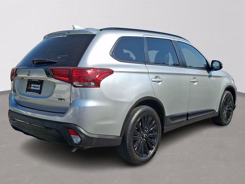 Used 2020 Mitsubishi Outlander LE FWD image 6