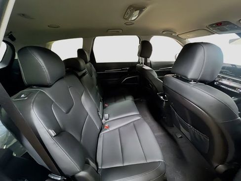 New 2025 Kia Telluride LX image 29