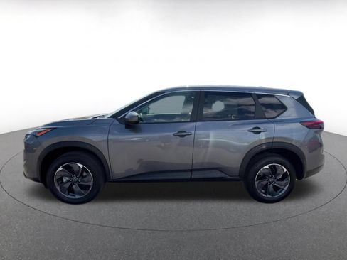 Used 2025 Nissan Rogue SV FWD image 9