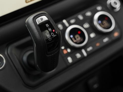 Used 2024 Land Rover Defender 110 Carpathian Edition AWD/4WD image 11