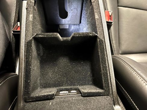 Used 2024 Cadillac XT6 Premium Luxury image 56