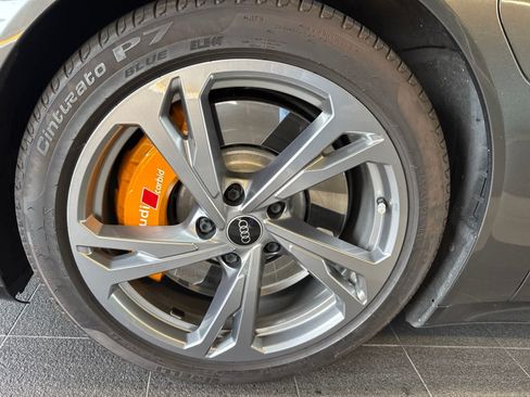 Used 2022 Audi RS e-tron GT AWD/4WD image 28