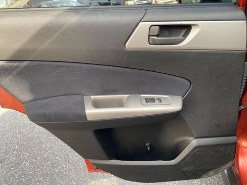 Used 2010 Subaru Forester 2.5X Limited image 22