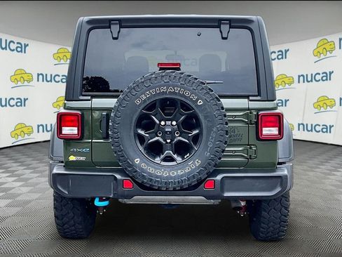 Used 2023 Jeep Wrangler Unlimited w/ Cold Weather Group AWD/4WD image 5