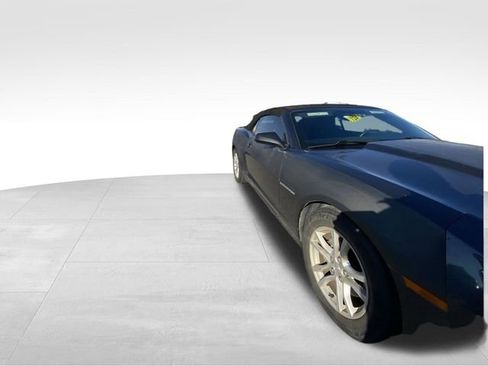 Used 2015 Chevrolet Camaro LT image 14