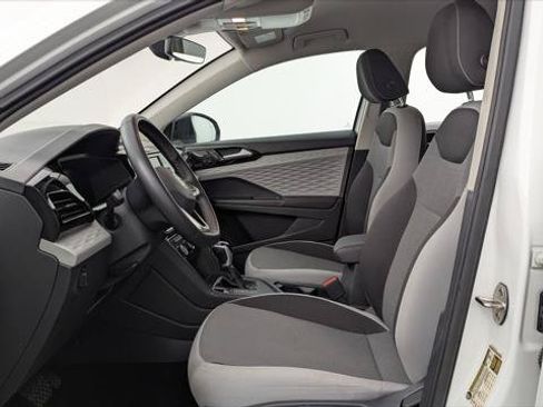 Used 2024 Volkswagen Taos S FWD image 13