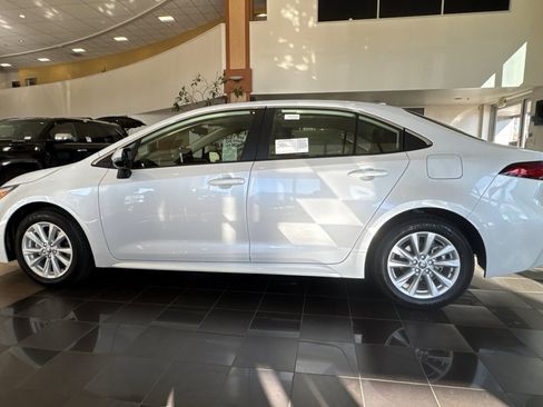 New 2026 Toyota Corolla XLE image 8