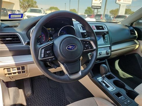 Used 2019 Subaru Outback 2.5i image 16