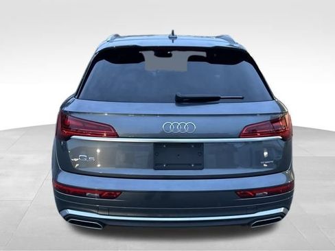 Used 2024 Audi Q5 e Premium Plus w/ Premium Plus Package image 9