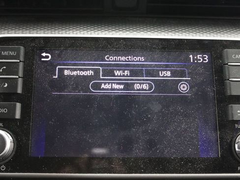 Used 2018 Nissan Kicks SV image 26