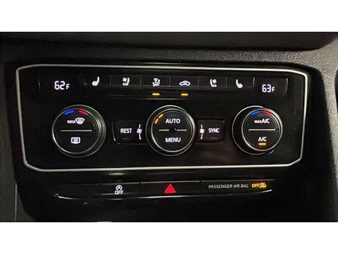 Used 2021 Volkswagen Atlas SEL AWD/4WD image 14