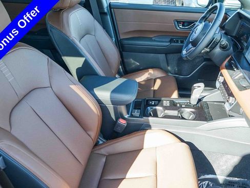 New 2026 Subaru Outback Touring AWD/4WD image 17