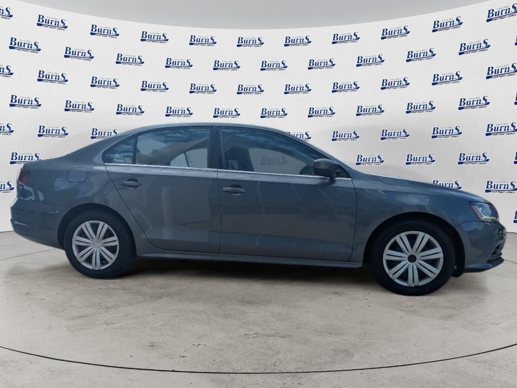 Used 2017 Volkswagen Jetta S FWD image 2