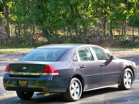Used 2009 Chevrolet Impala LT image 5