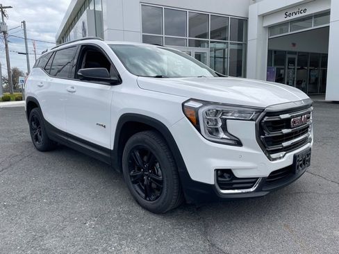Used 2022 GMC Terrain AT4 w/ Infotainment Package II AWD/4WD image 10