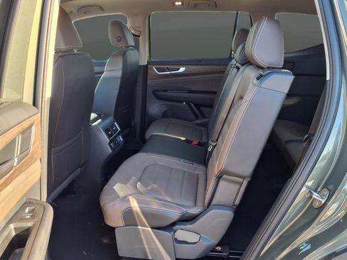 New 2026 Volkswagen Atlas SEL AWD/4WD image 51