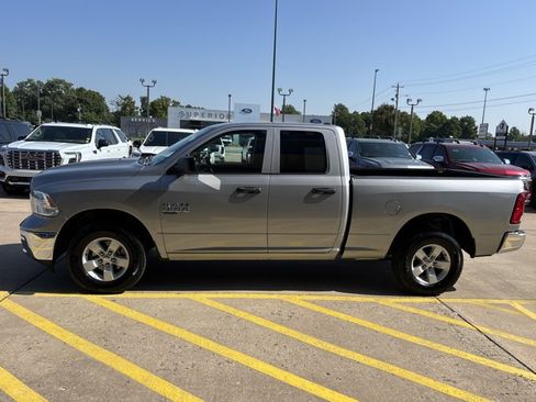 Used 2024 RAM 1500 Classic SLT AWD/4WD image 8