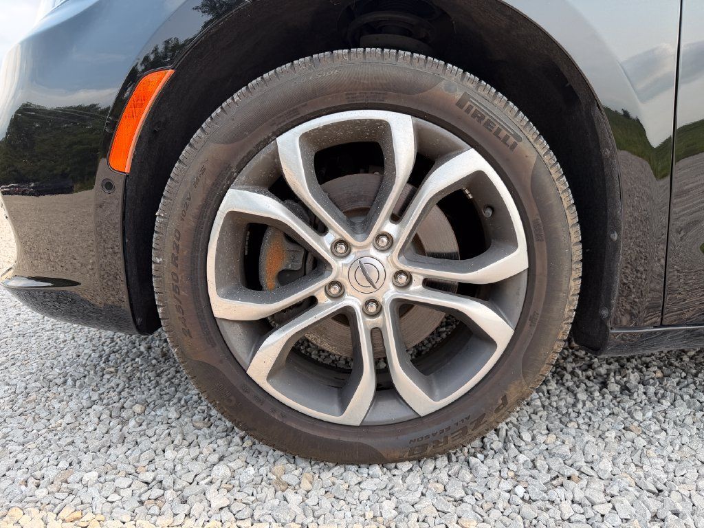 Used 2024 Chrysler Pacifica Pinnacle AWD/4WD image 23