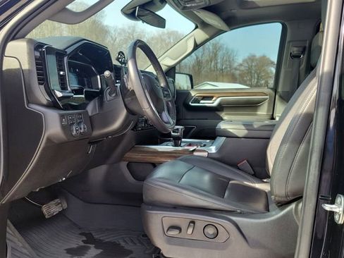 Used 2022 Chevrolet Silverado 1500 RST w/ RST All Star Premium Package AWD/4WD image 9