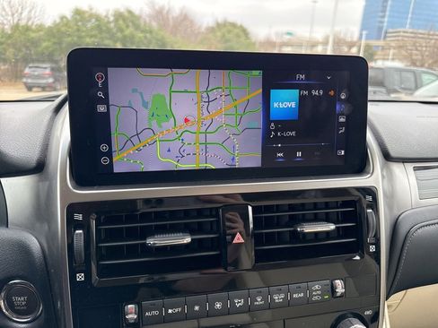 Used 2022 Lexus GX 460 Premium w/ Premium Package image 11