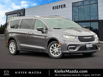 Used 2021 Chrysler Pacifica Touring-L