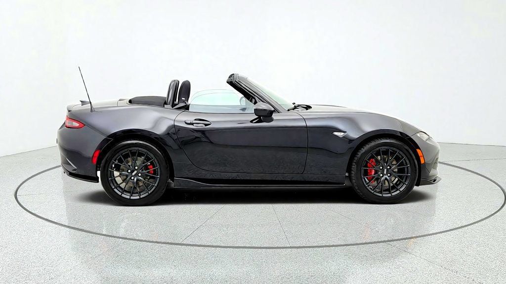 Used 2016 MAZDA MX-5 Miata Club w/ Brembo/BBS Package RWD image 4