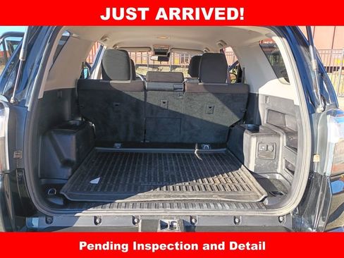 Used 2020 Toyota 4Runner SR5 image 38