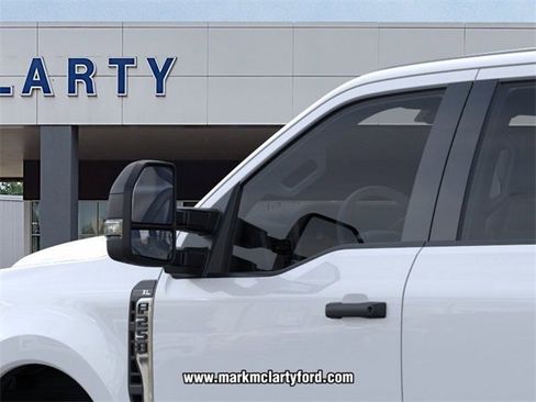 New 2026 Ford F250 XL w/ XL Chrome Package image 20