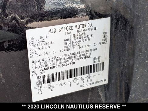 Used 2020 Lincoln Nautilus Reserve AWD/4WD image 32