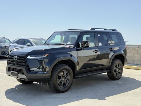 New 2026 Lexus GX 550 AWD/4WD image 8