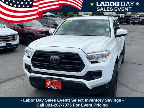 Used 2019 Toyota Tacoma SR w/ SR Convenience Package RWD image 2