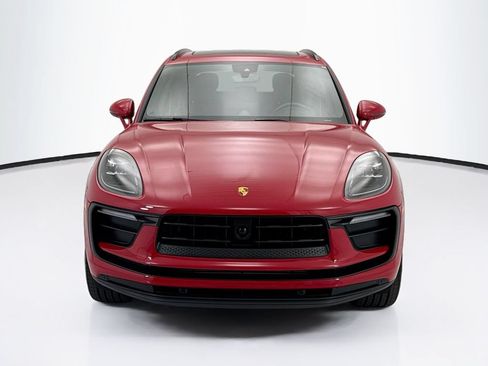 Certified 2025 Porsche Macan AWD/4WD image 10