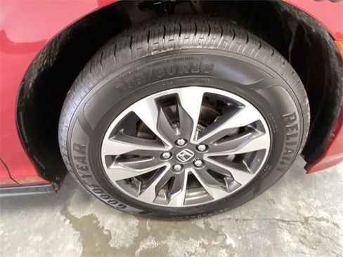 Used 2024 Honda Odyssey EX-L image 19