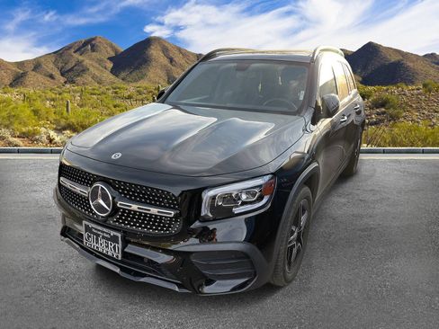 Used 2022 Mercedes-Benz GLB 250 image 13
